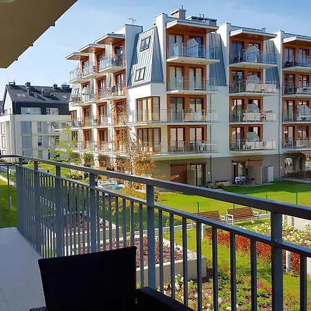 Four Seasons Aquamarina