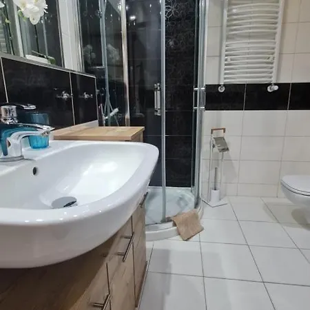 Four Seasons Aquamarina