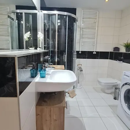 Four Seasons Aquamarina *