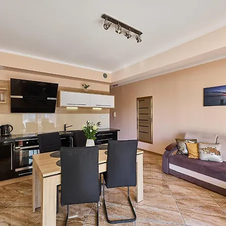 Four Seasons Aquamarina